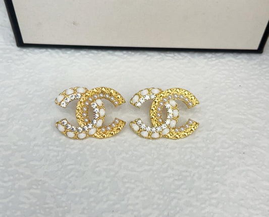 Elegant Pearl Inspired Studs